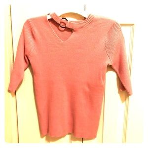 Pink cropped sweater top